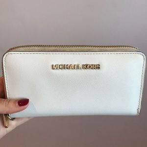 Michael Kors White Wallet